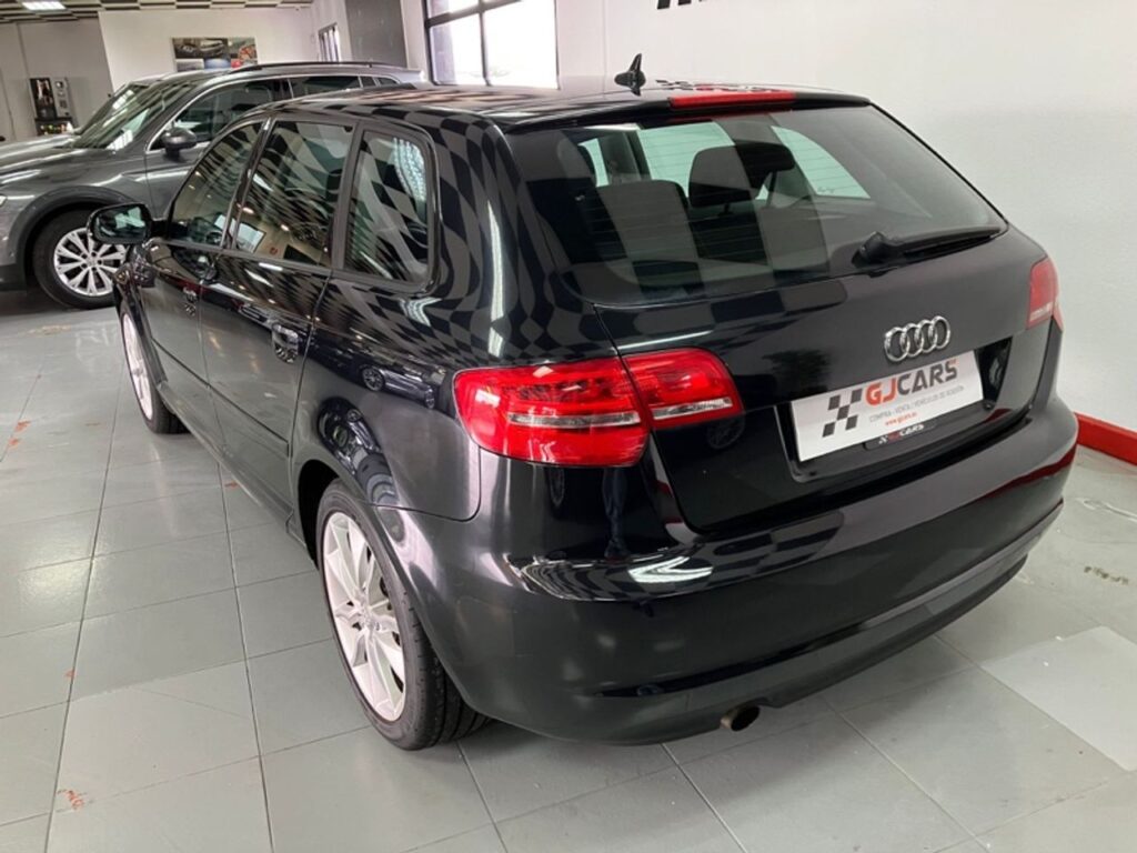 Audi A3 2.0 TDI 140cv Ambiente