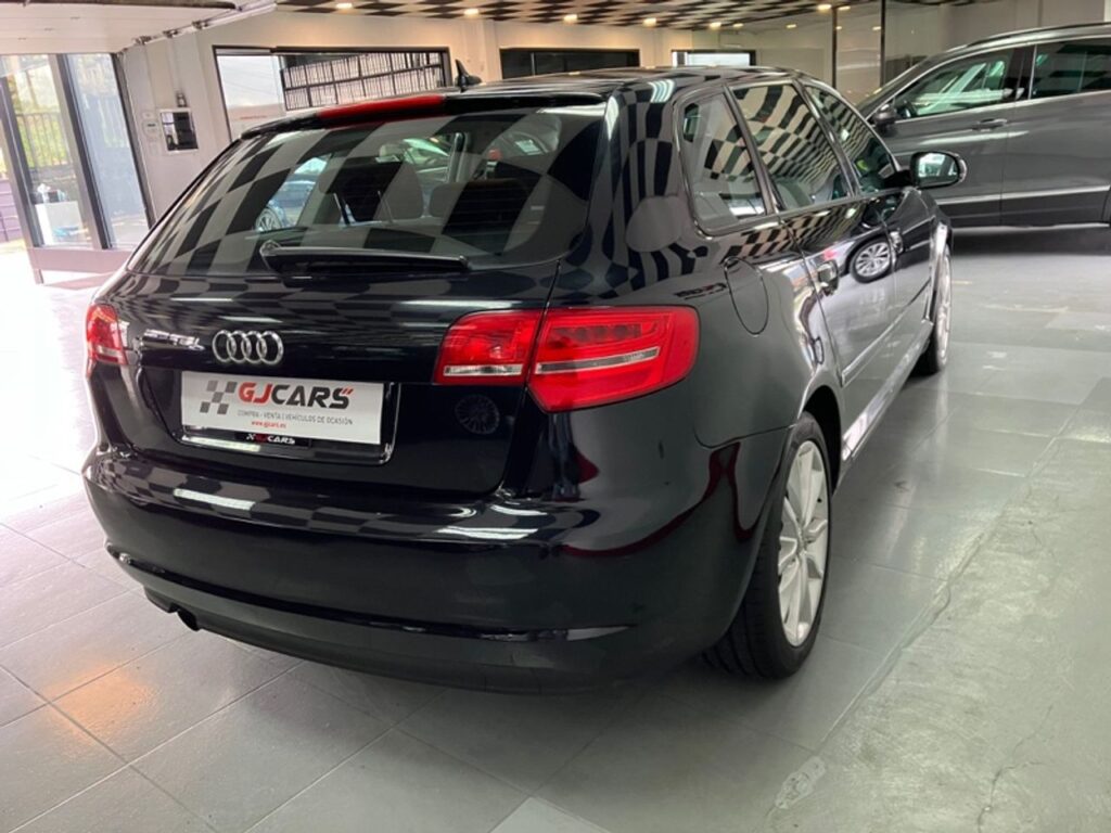 Audi A3 2.0 TDI 140cv Ambiente